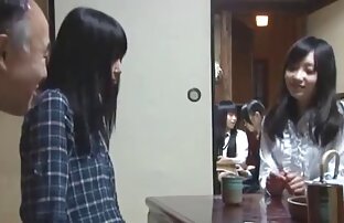 A enfermeira modelo japonesa vídeos pornô com japonesa adora chupar pénis antes de estar mais no hotajp com.